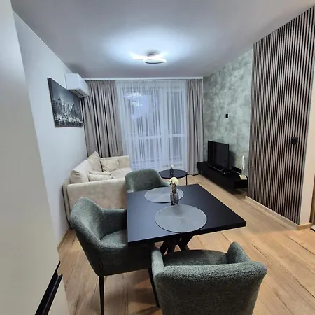 Apartament Luny Center *