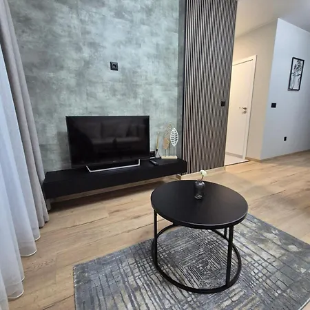 Luny Center Apartament *
